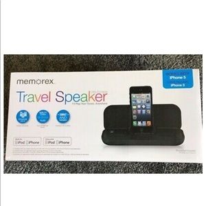 Travel Speaker ultra portable for iPod & iPhone 5